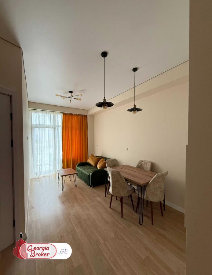 იყიდება ახალი გარემონტებული 2 ოთახიანი ბინა